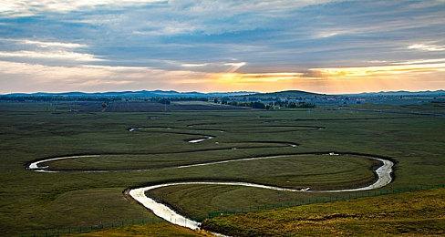 生化系列Steam促销 《生化危机8》《生化3重制》史低